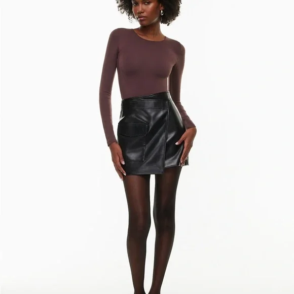 *BRAND NEW* Aritzia Babaton Contour Crew Longsleeve Bodysuit - Picture 4 of 10